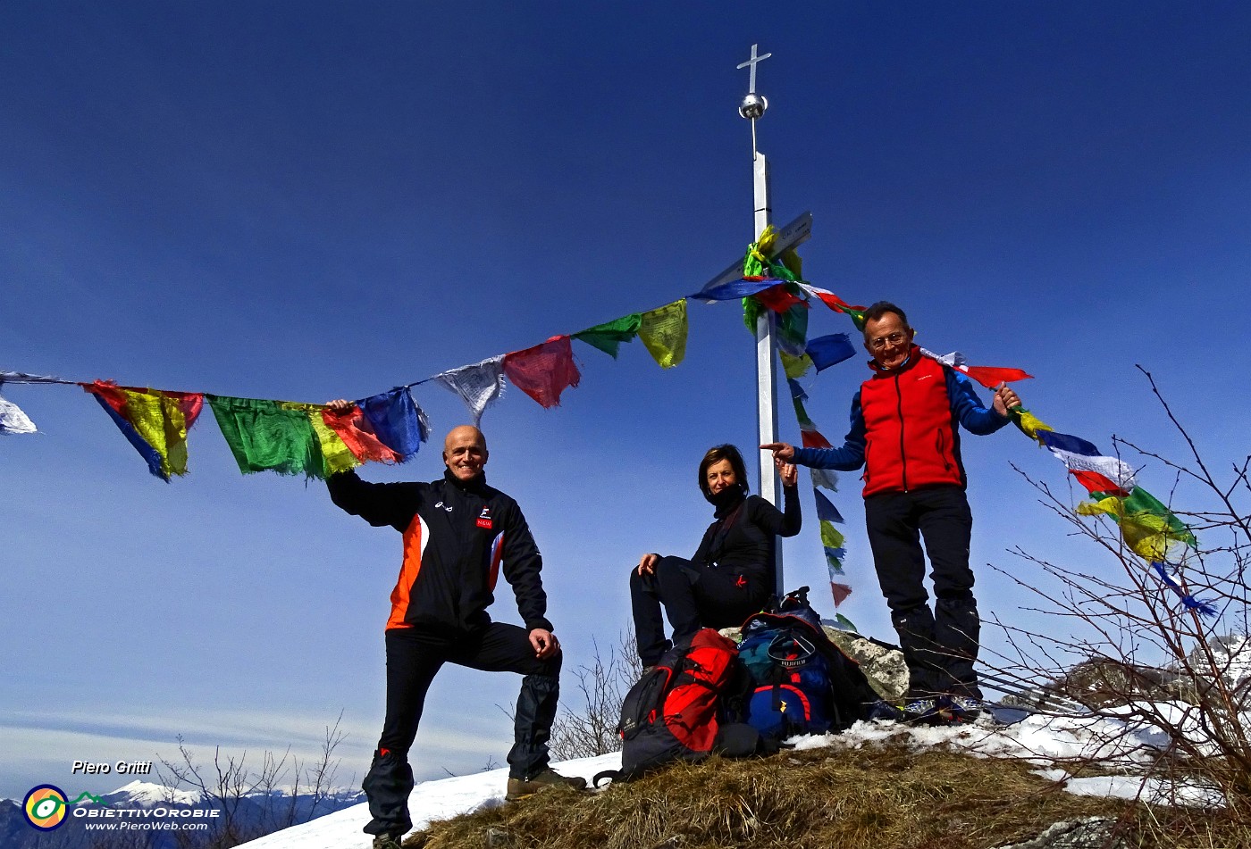 01 Alla croce del Monte Ocone (1363 m).JPG -                                